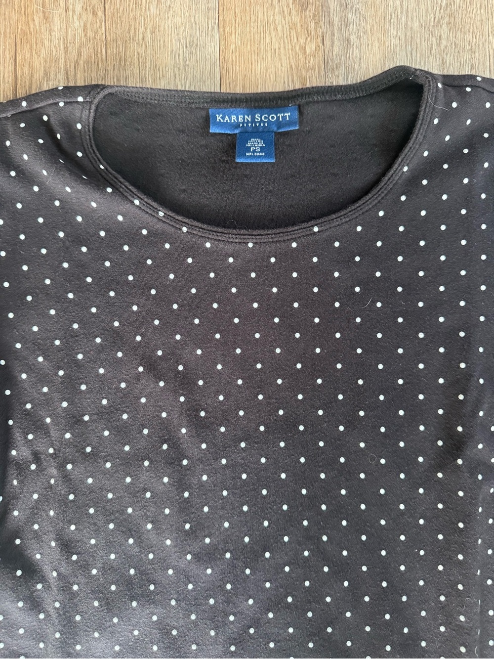 Karen Scott Black Tee with White Dot Print - Picture 2 of 4